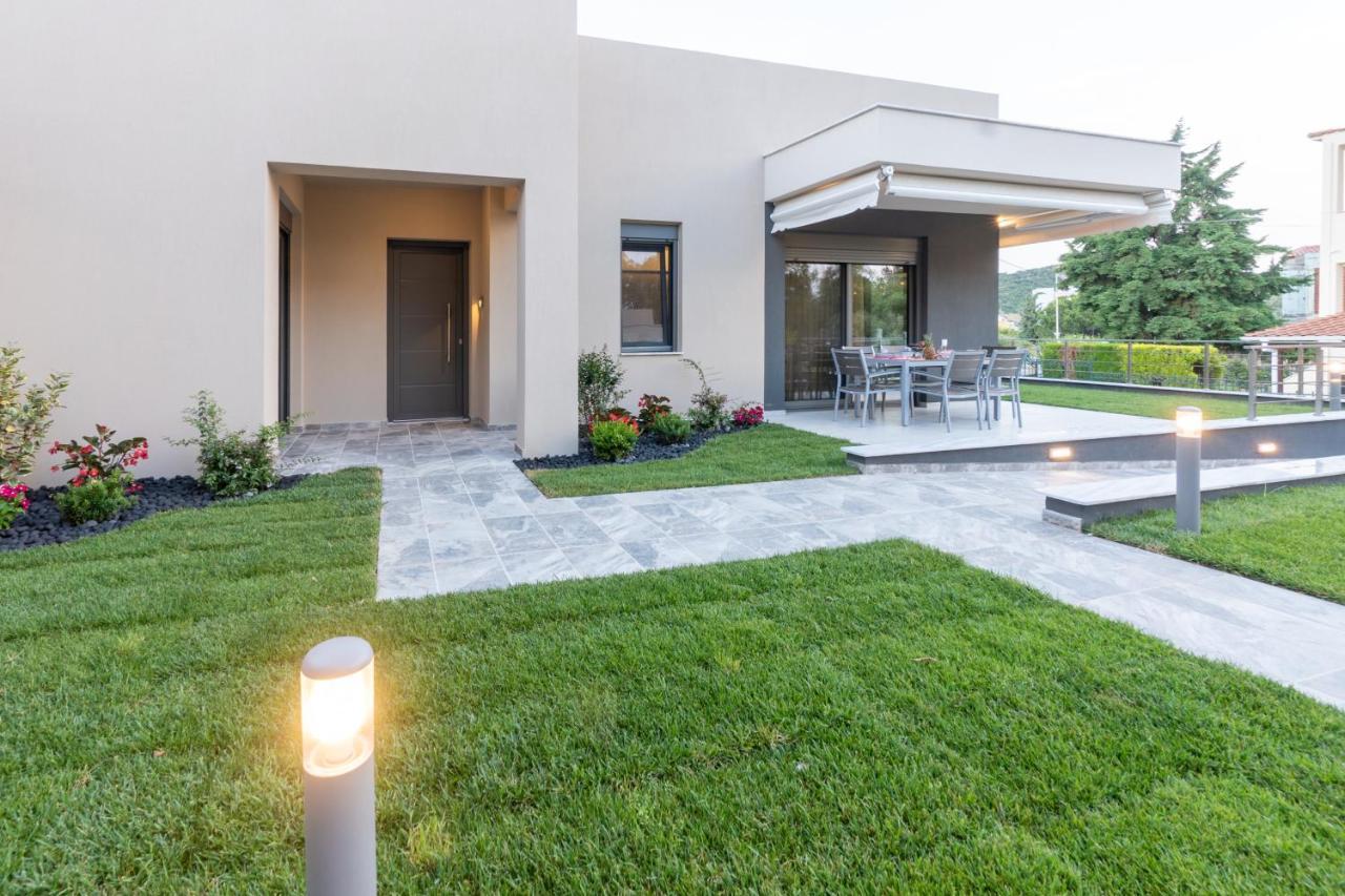3 Doors Villas Nea Iraklitsa Exterior foto